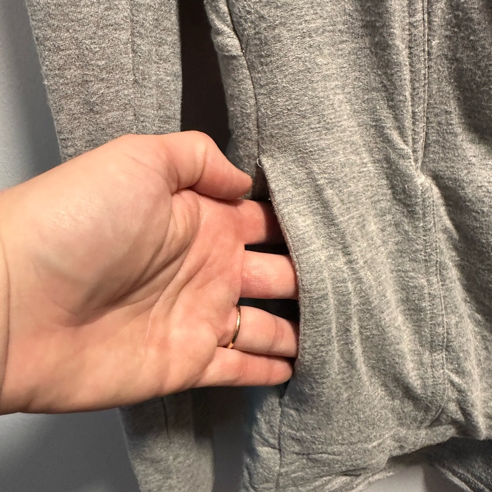 Market and Spruce Assymetrical Zip Cardigan - Picture 6 of 6